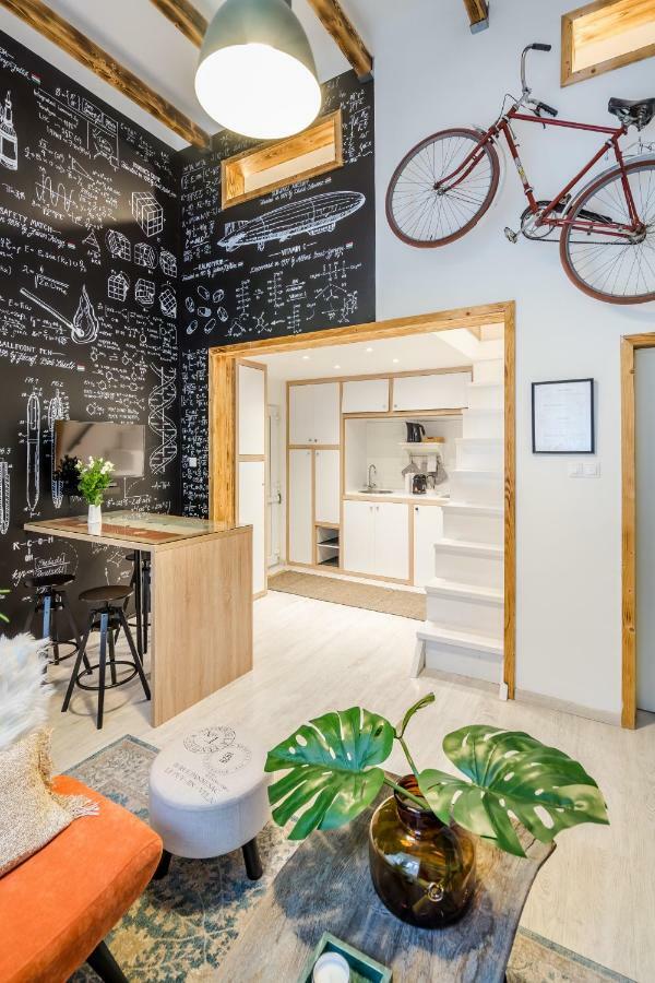 Apartment Own At Gozsdu Budapest